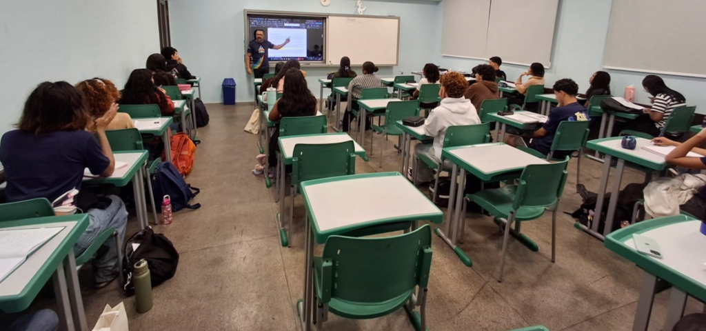 Cursinhos gratuitos